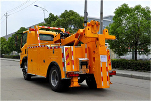 安义高速路拖车费